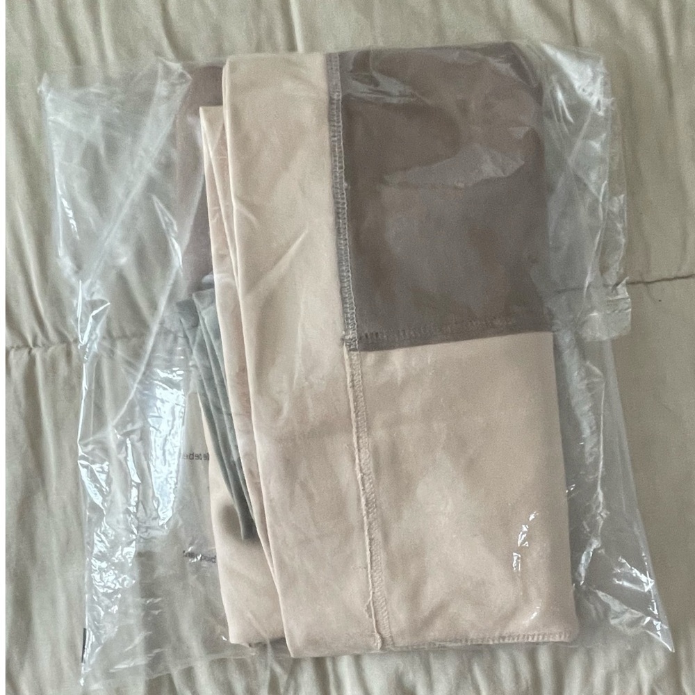 Hacci Taupe Combo Soft Warm Brushed Long Sleeve Top in Size 1X NWT - Picture 10 of 15